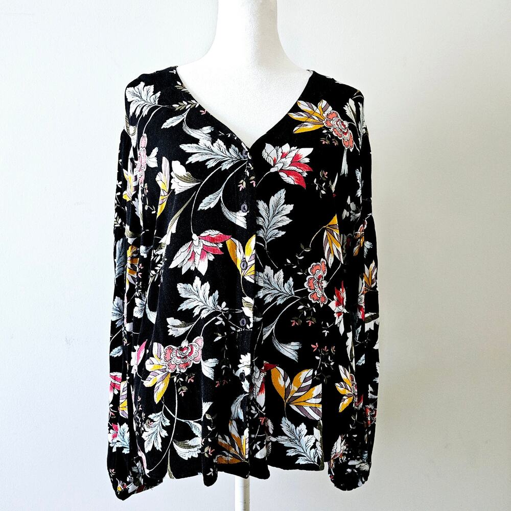 Simply Styled by Sears Size L Black Multi-Colored Long-Sleeved Leaf Floral Desig